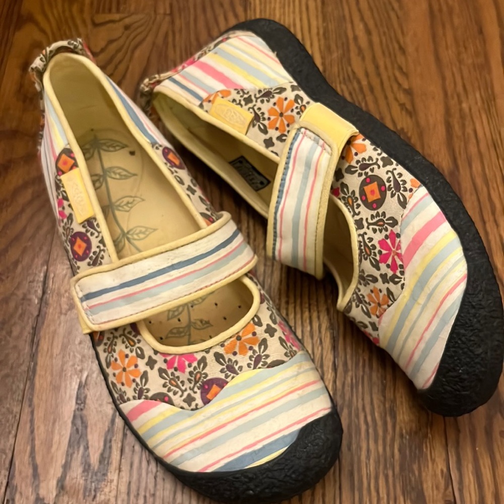 Keen floral Mary Janes